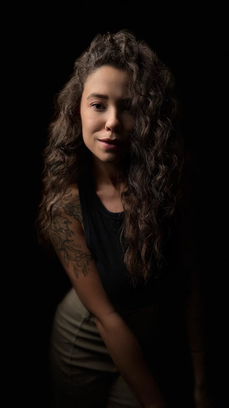 Retrato de Larissa Justino, diretora criativa da Carus.